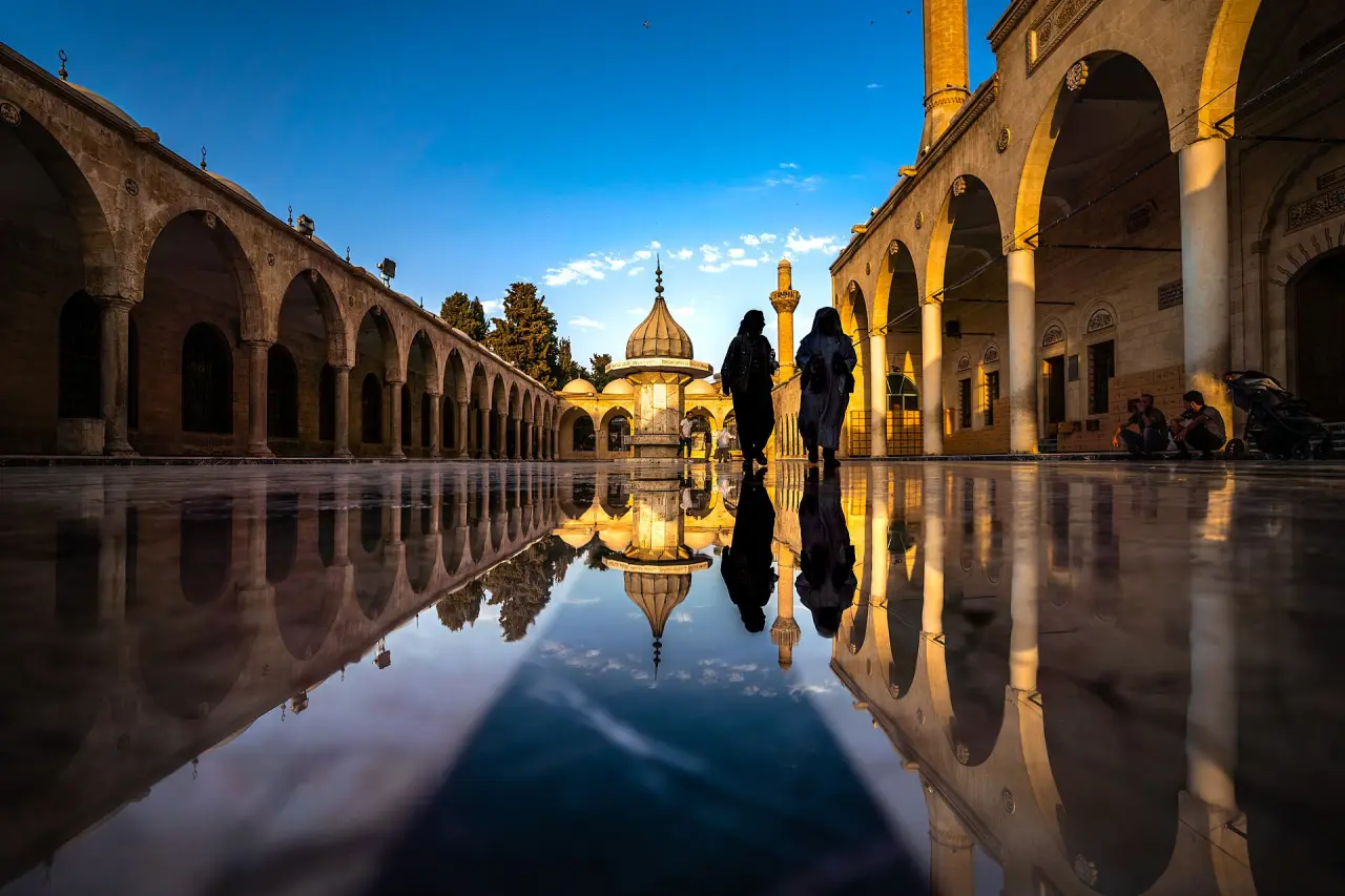 Halil-ür Rahman Mosque